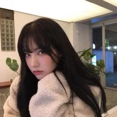 娱乐吃瓜酱自律的女生